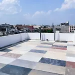 Hotels Near Saket Ignou Rd