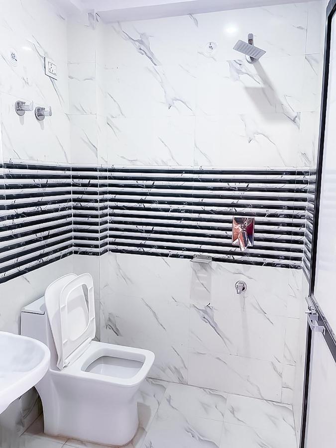 Hotel Near Saket Ignou Rd 3*