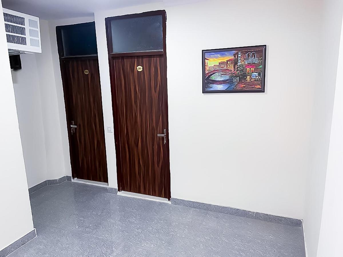 Hotel Near Saket Ignou Rd 3*